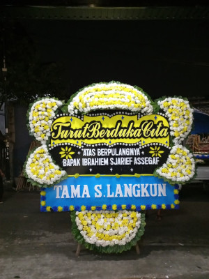Papan Bunga Duka di Wates